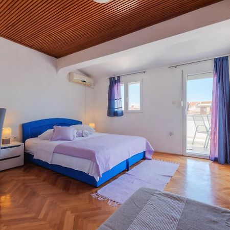 Perica Apartment And Perica Room With Separate Entrance Zára Kültér fotó