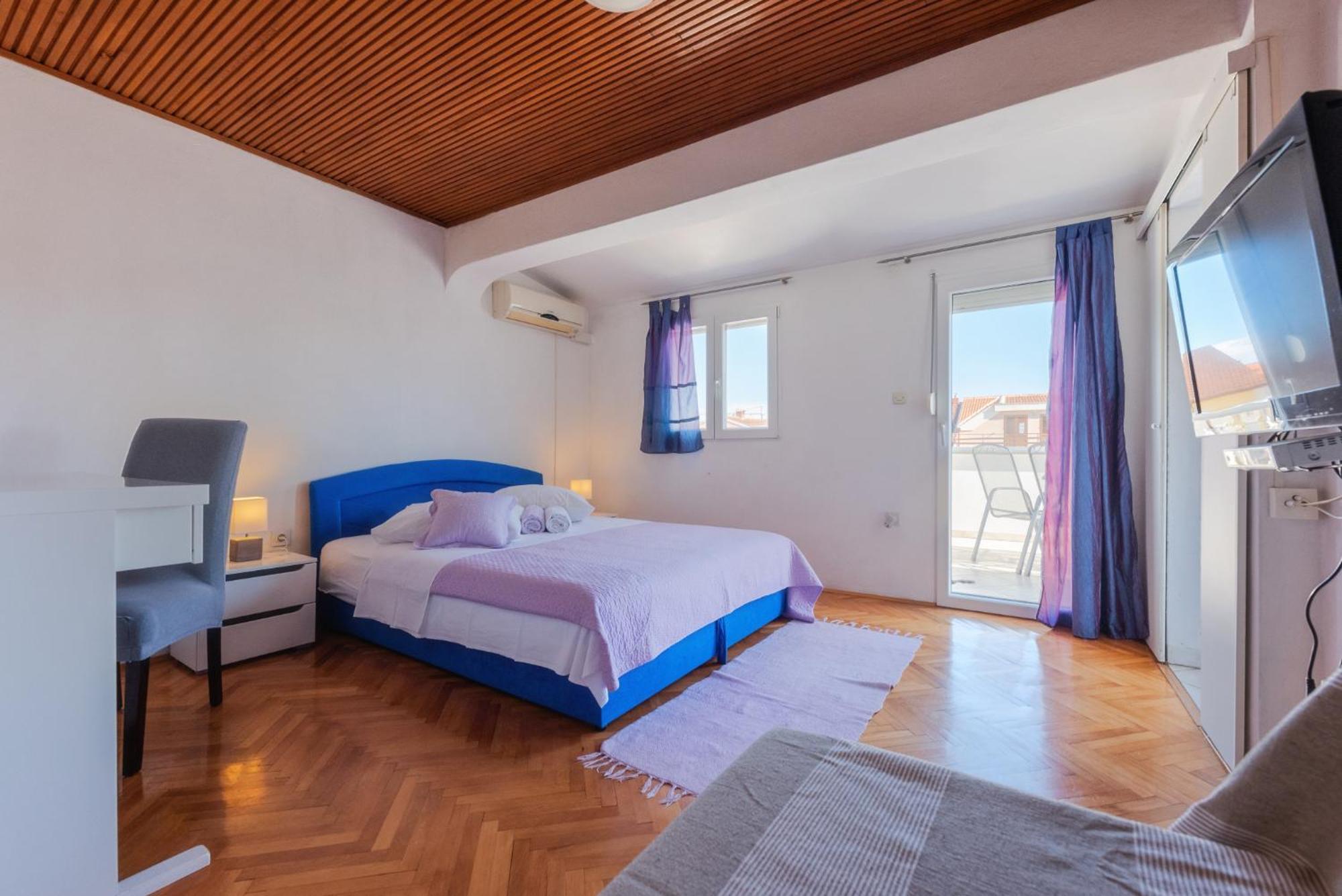 Perica Apartment And Perica Room With Separate Entrance Zára Kültér fotó