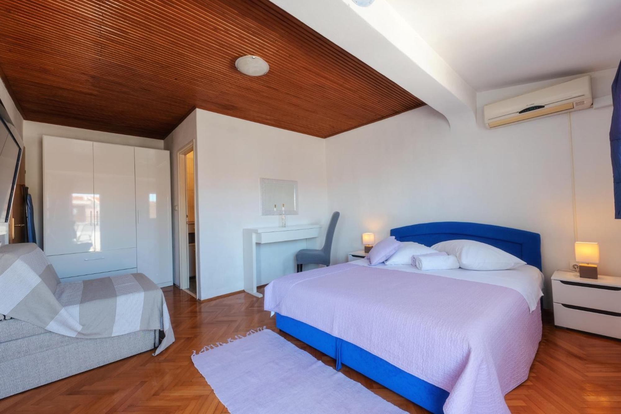 Perica Apartment And Perica Room With Separate Entrance Zára Kültér fotó