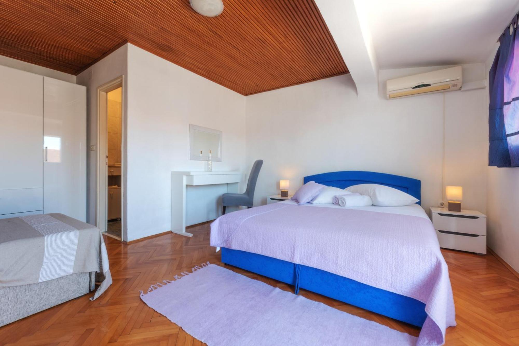 Perica Apartment And Perica Room With Separate Entrance Zára Kültér fotó